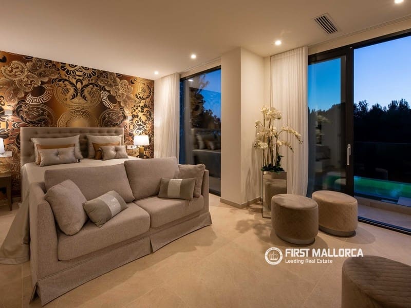 4 bedroom Villa for sale in Costa d'en Blanes with pool garage - € 3,700,000 (Ref: 9926356)