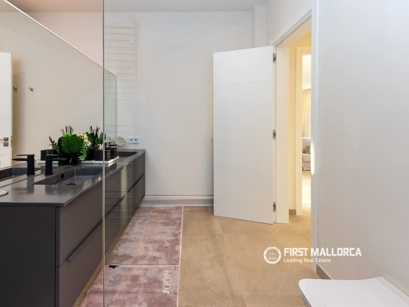 4 bedroom Villa for sale in Costa d'en Blanes with pool garage - € 3,700,000 (Ref: 9926356)