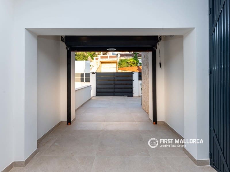 4 bedroom Villa for sale in Costa d'en Blanes with pool garage - € 3,700,000 (Ref: 9926356)