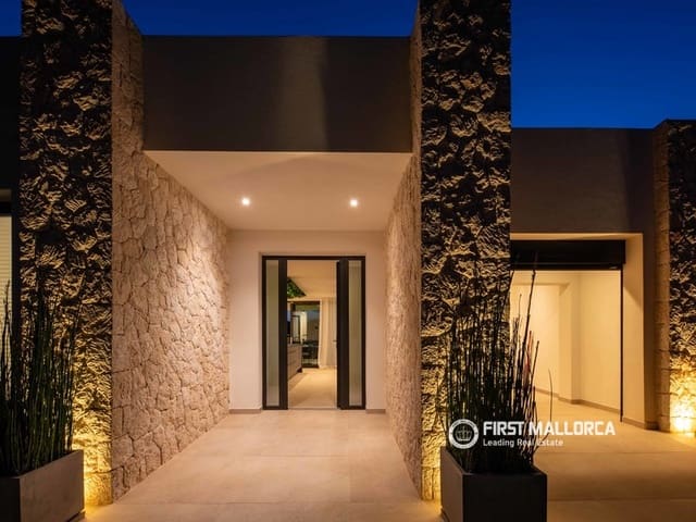 4 bedroom Villa for sale in Costa d'en Blanes, Calvià with pool garage - € 3,700,000 (Ref: 9926356)