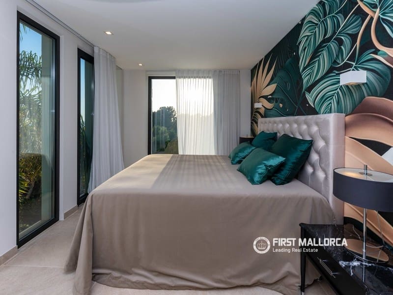 4 bedroom Villa for sale in Costa d'en Blanes with pool garage - € 3,700,000 (Ref: 9926356)