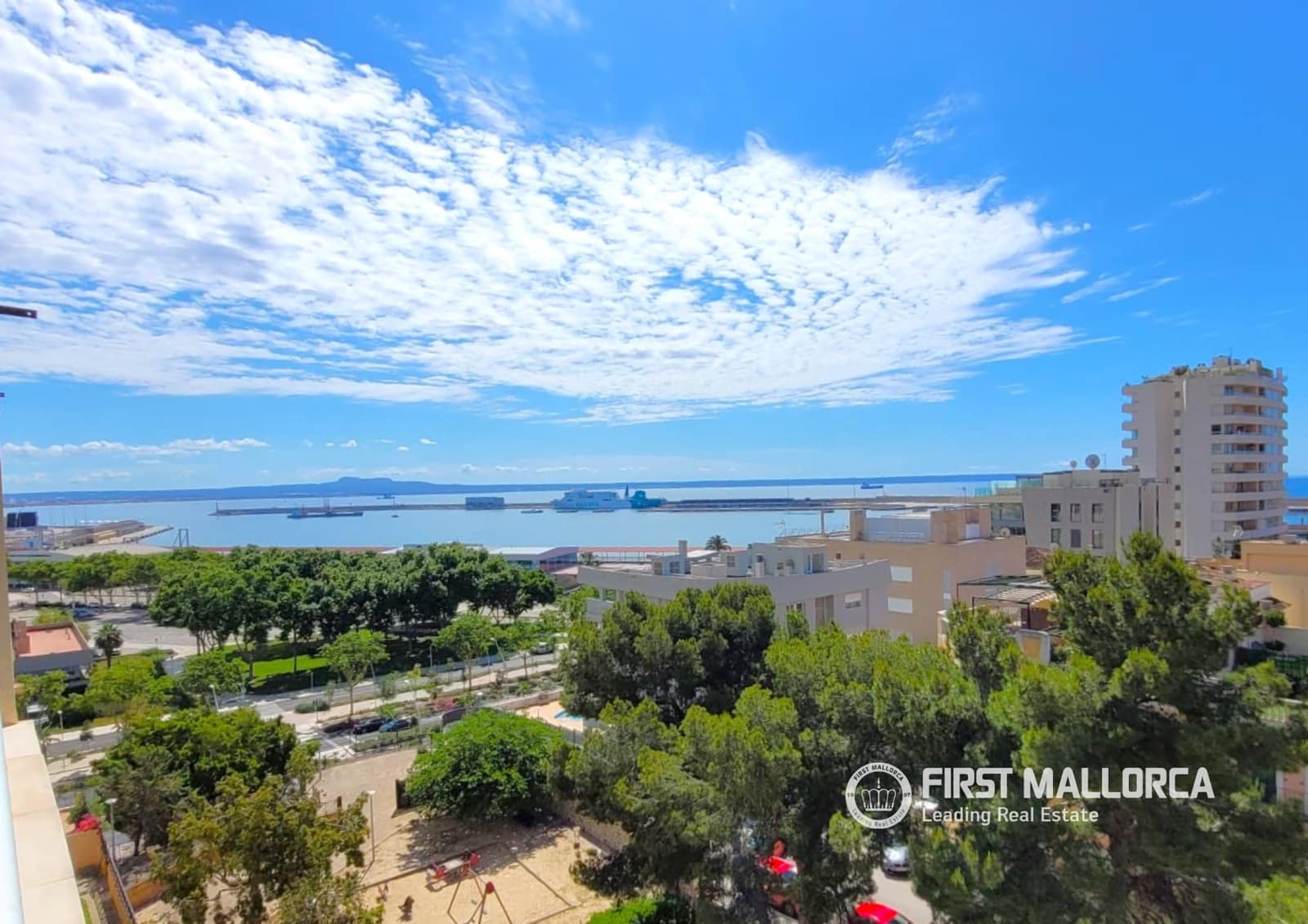 2 sovrum Takvåning att hyra i Palma de Mallorca med pool garage - 2 350 € (Ref: 9926357)