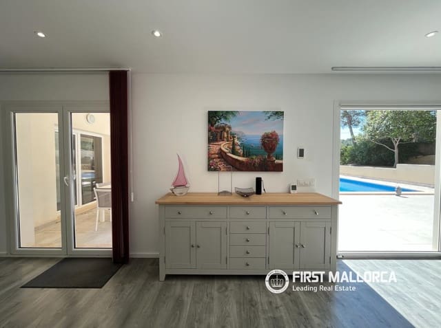 4 soveværelse Villa til salg i El Toro / Port Adriano, Calvià med swimmingpool garage - € 2.150.000 (Ref: 9926359)