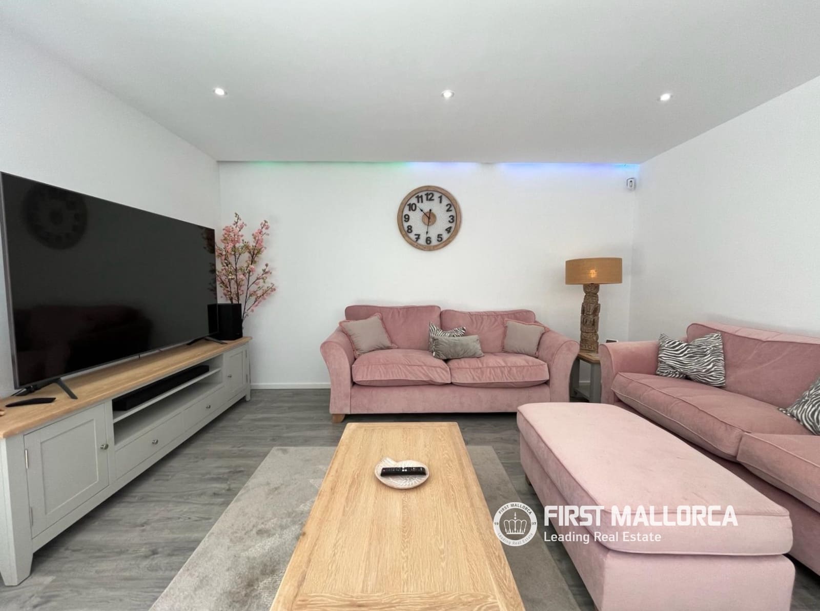 4 soveværelse Villa til salg i El Toro / Port Adriano med swimmingpool garage - € 2.150.000 (Ref: 9926359)