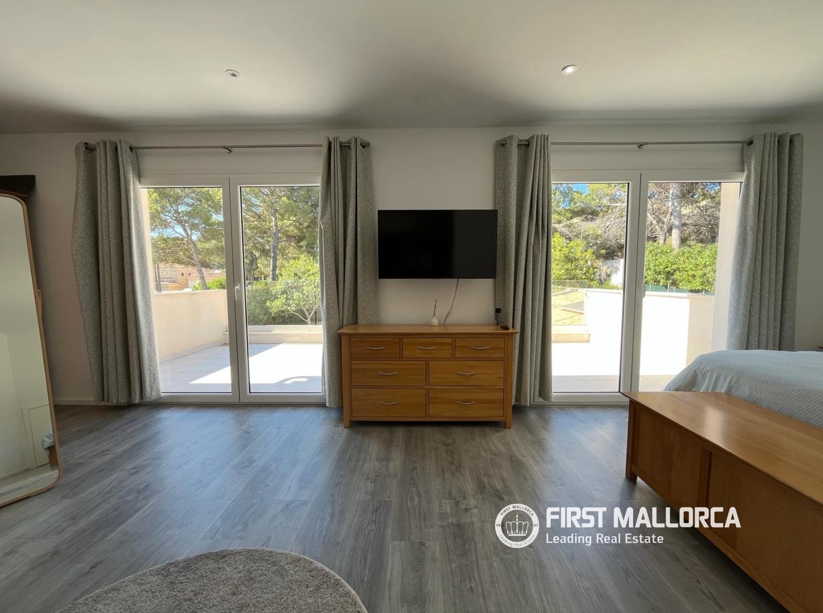 4 soveværelse Villa til salg i El Toro / Port Adriano med swimmingpool garage - € 2.150.000 (Ref: 9926359)