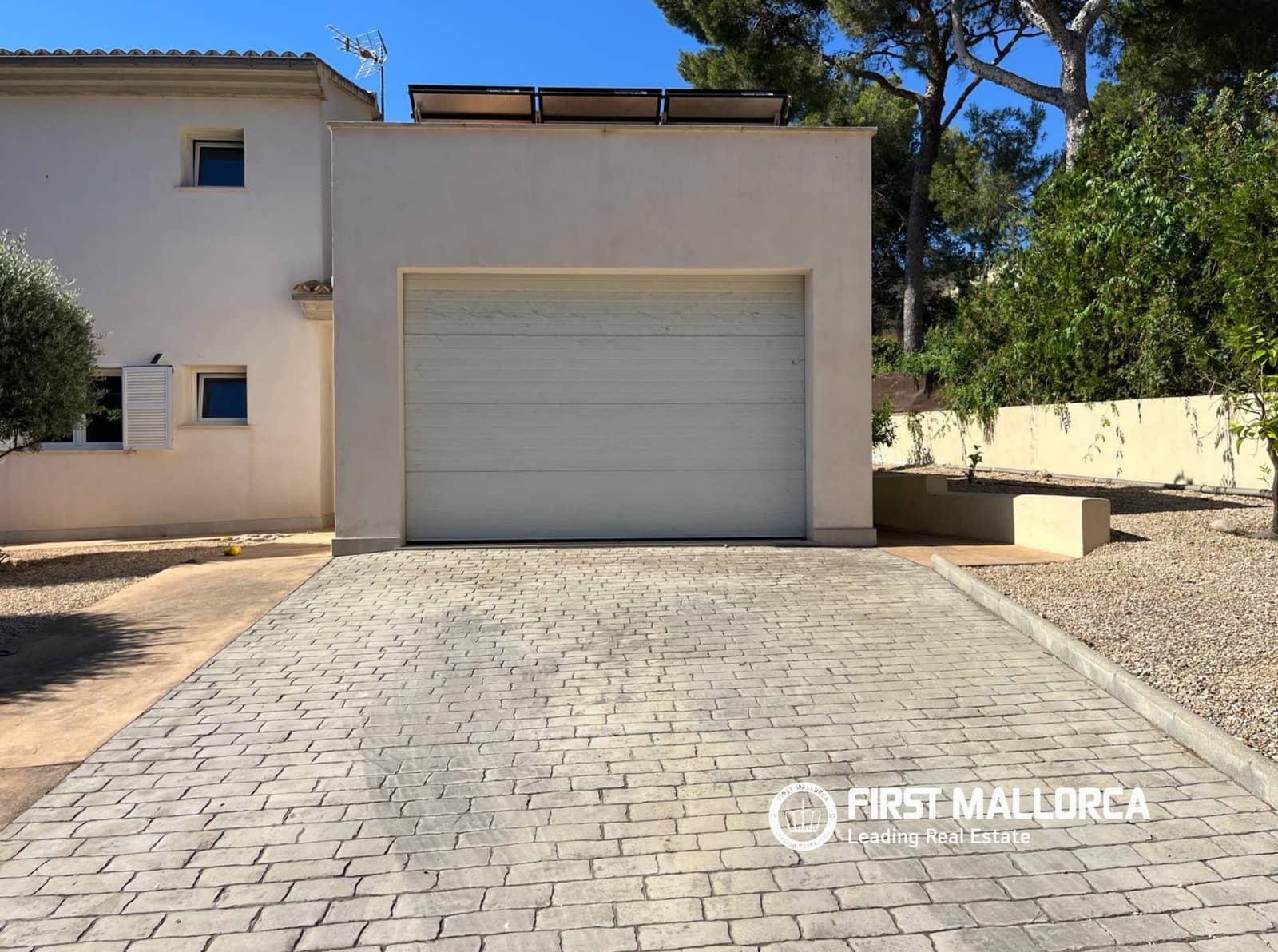 4 soveværelse Villa til salg i El Toro / Port Adriano med swimmingpool garage - € 2.150.000 (Ref: 9926359)