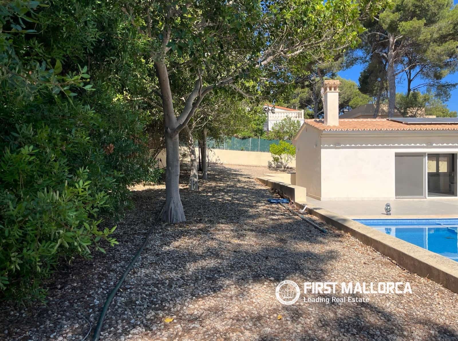 4 soveværelse Villa til salg i El Toro / Port Adriano med swimmingpool garage - € 2.150.000 (Ref: 9926359)