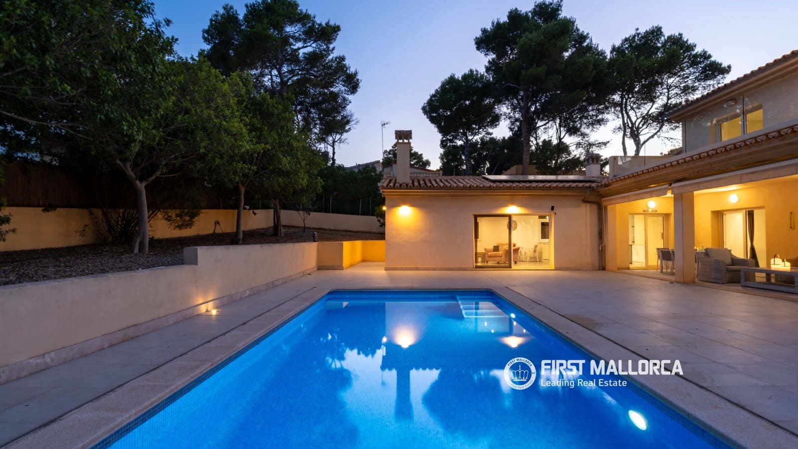 4 bedroom Villa for sale in El Toro / Port Adriano with pool garage - € 2,150,000 (Ref: 9926359)