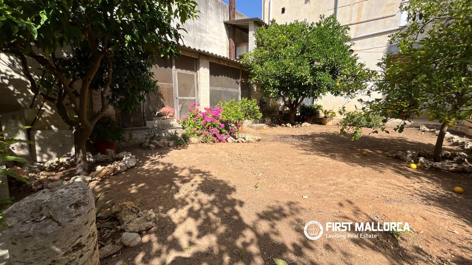 4 bedroom Terraced Villa for sale in Sa Pobla with garage - € 495,000 (Ref: 9926364)