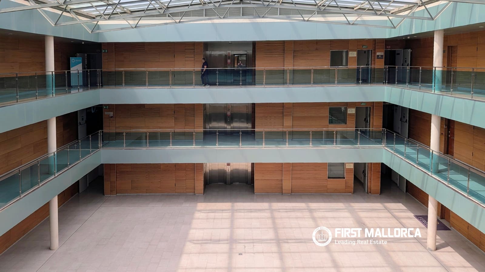 Gewerbe zu verkaufen in Palma de Mallorca mit Garage - 335.000 € (Ref: 9926365)