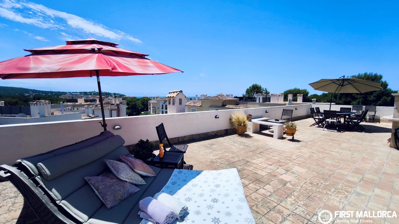 3 bedroom Penthouse for sale in Santa Ponsa with pool garage - € 1,640,000 (Ref: 9926366)