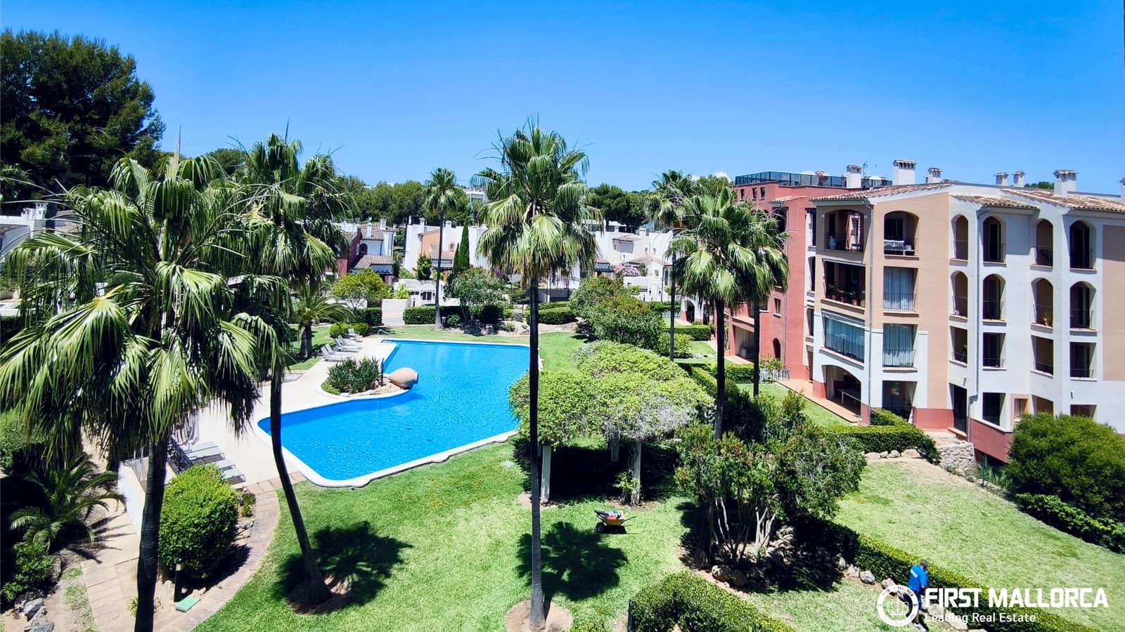 3 bedroom Penthouse for sale in Santa Ponsa with pool garage - € 1,640,000 (Ref: 9926366)