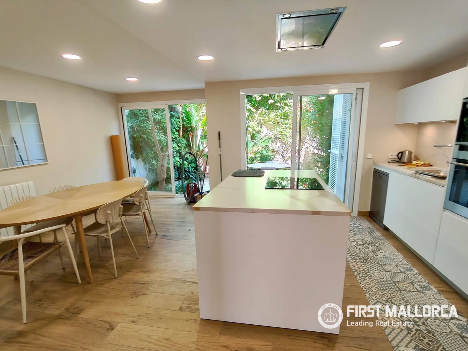 3 bedroom Villa for rent in Palma de Mallorca with garage - € 3,100 (Ref: 9926367)