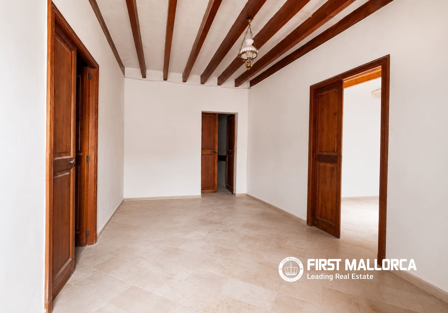 4 bedroom Villa for sale in Caimari - € 530,000 (Ref: 9926368)