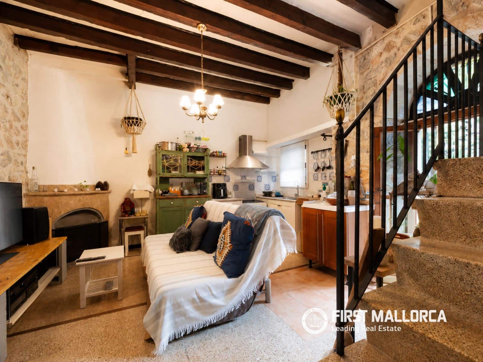 4 bedroom Villa for sale in Caimari - € 530,000 (Ref: 9926368)