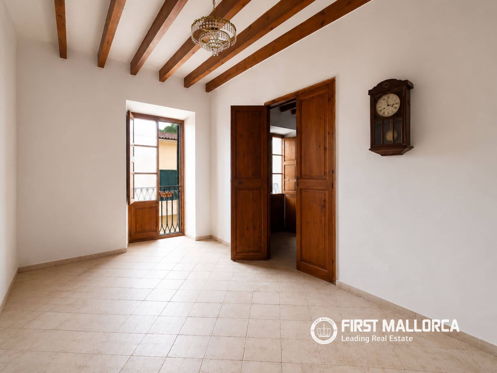 4 bedroom Villa for sale in Caimari - € 530,000 (Ref: 9926368)