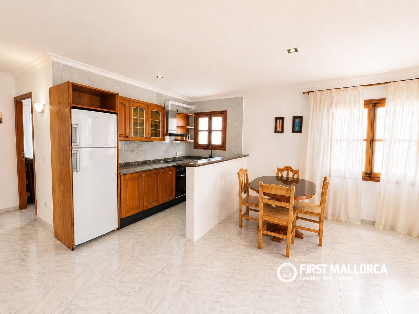 3 bedroom Apartment for rent in Palma de Mallorca - € 2,000 (Ref: 9928525)