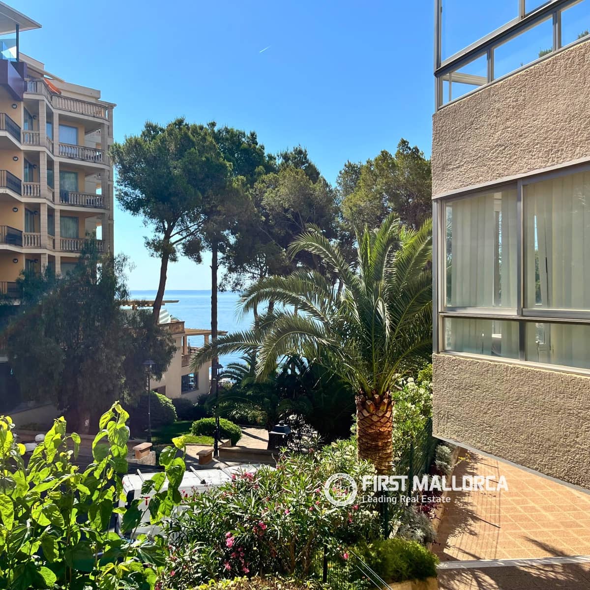 2 bedroom Apartment for sale in Illetas with pool - € 698,000 (Ref: 9928528)