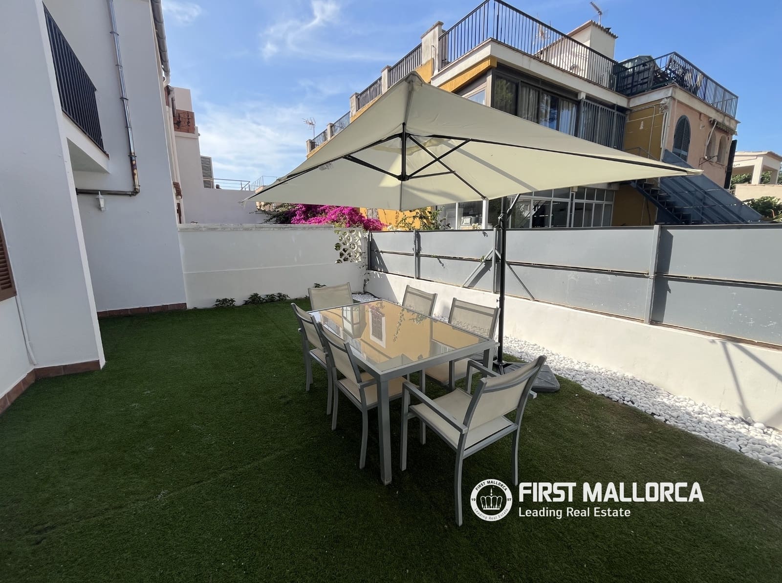 3 camera da letto Villetta Bifamiliare da affittare in Palma de Mallorca con garage - 3.000 € (Rif: 9932377)