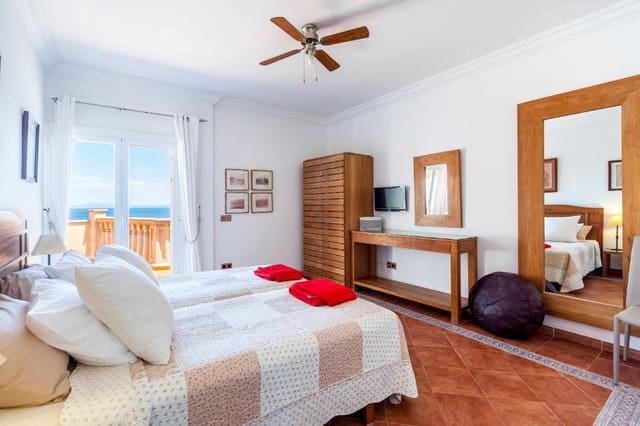 5 makuuhuone Huvila vuokrattavana paikassa Cala Vinyes / Cala Vinyas / Cala Viñas, Calvià - 16 000 € (Ref: 9935277)