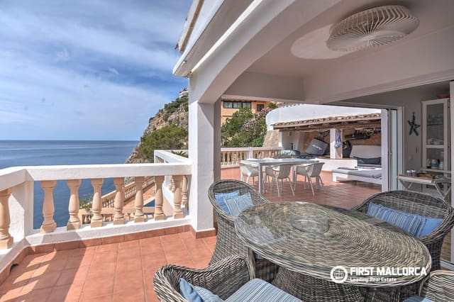 Ático de 2 habitaciones en Puerto de Andratx, Andratx en venta con piscina - 2.200.000 € (Ref: 9937303)