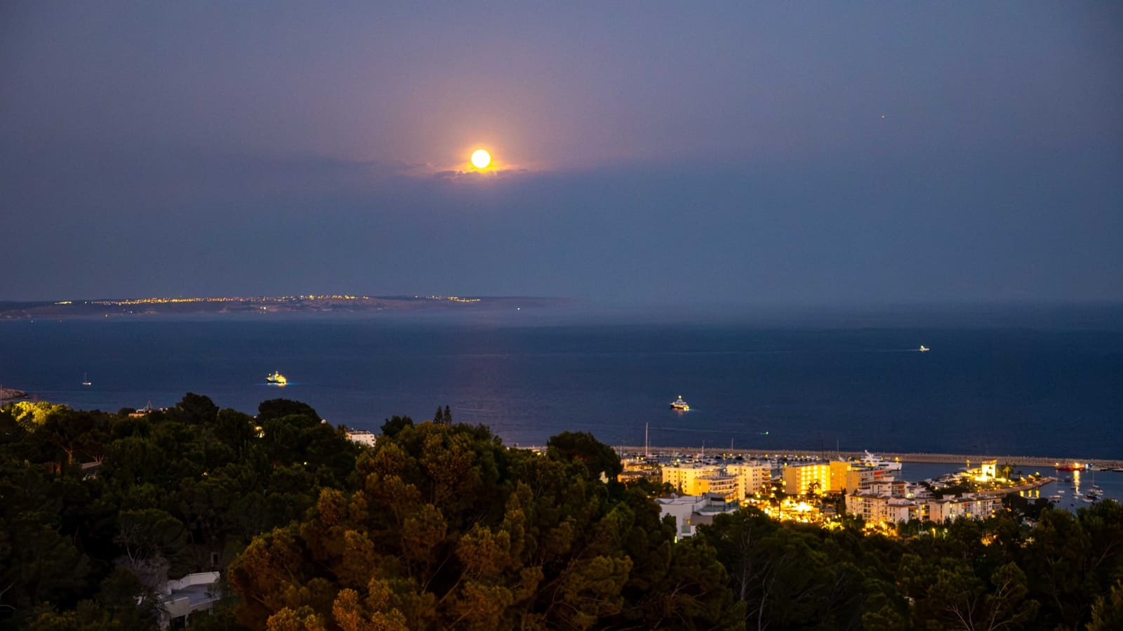 5 soveværelse Villa til salg i Costa d'en Blanes med swimmingpool garage - € 5.300.000 (Ref: 9937306)
