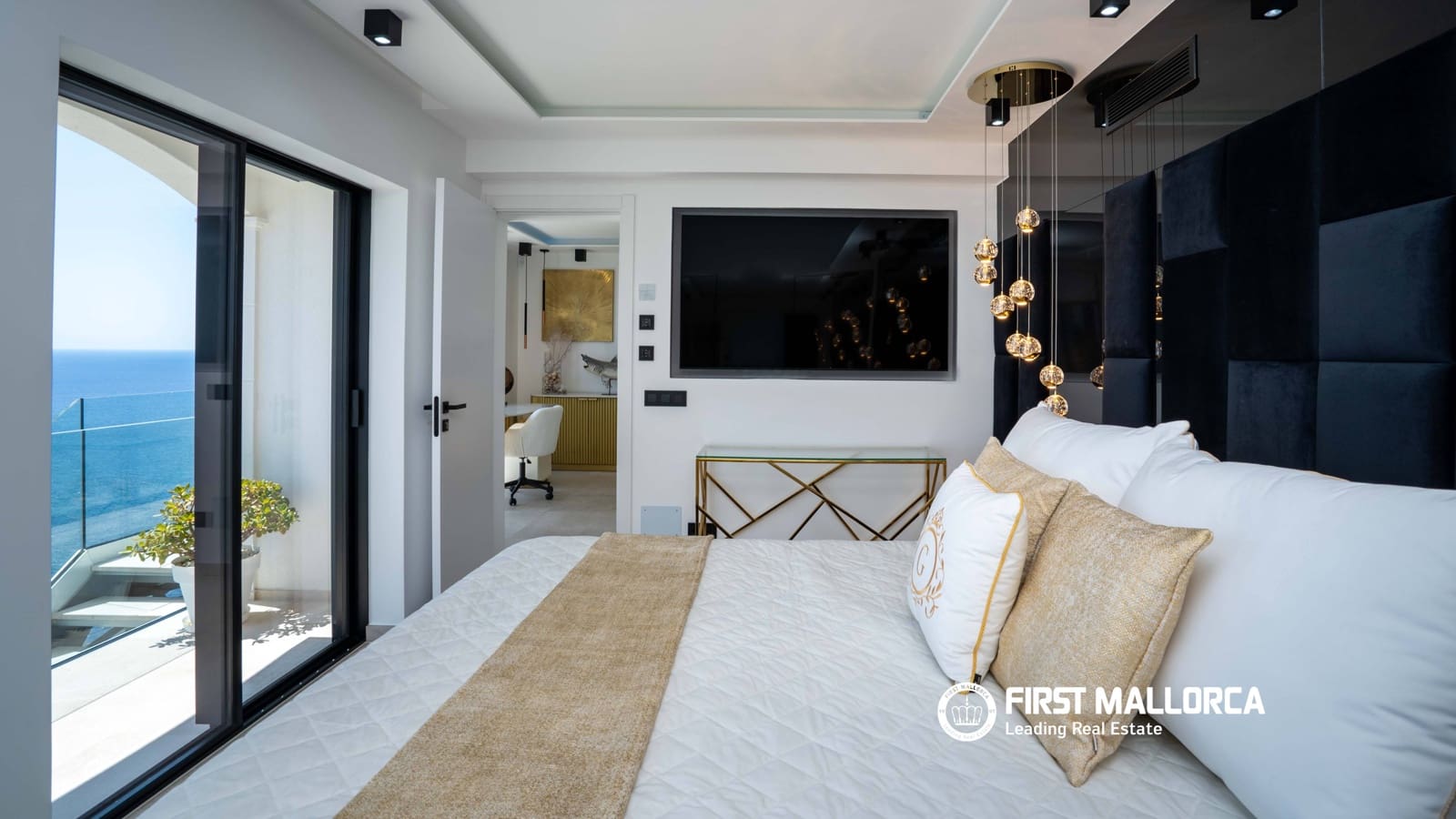 2 sypialnia Willa na sprzedaż w Canyamel z basenem garażem - 4 290 000 € (Ref: 9941501)