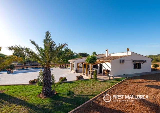 4 soveværelse Finca/Landehus til salg i Llucmajor med swimmingpool garage - € 1.490.000 (Ref: 9941503)