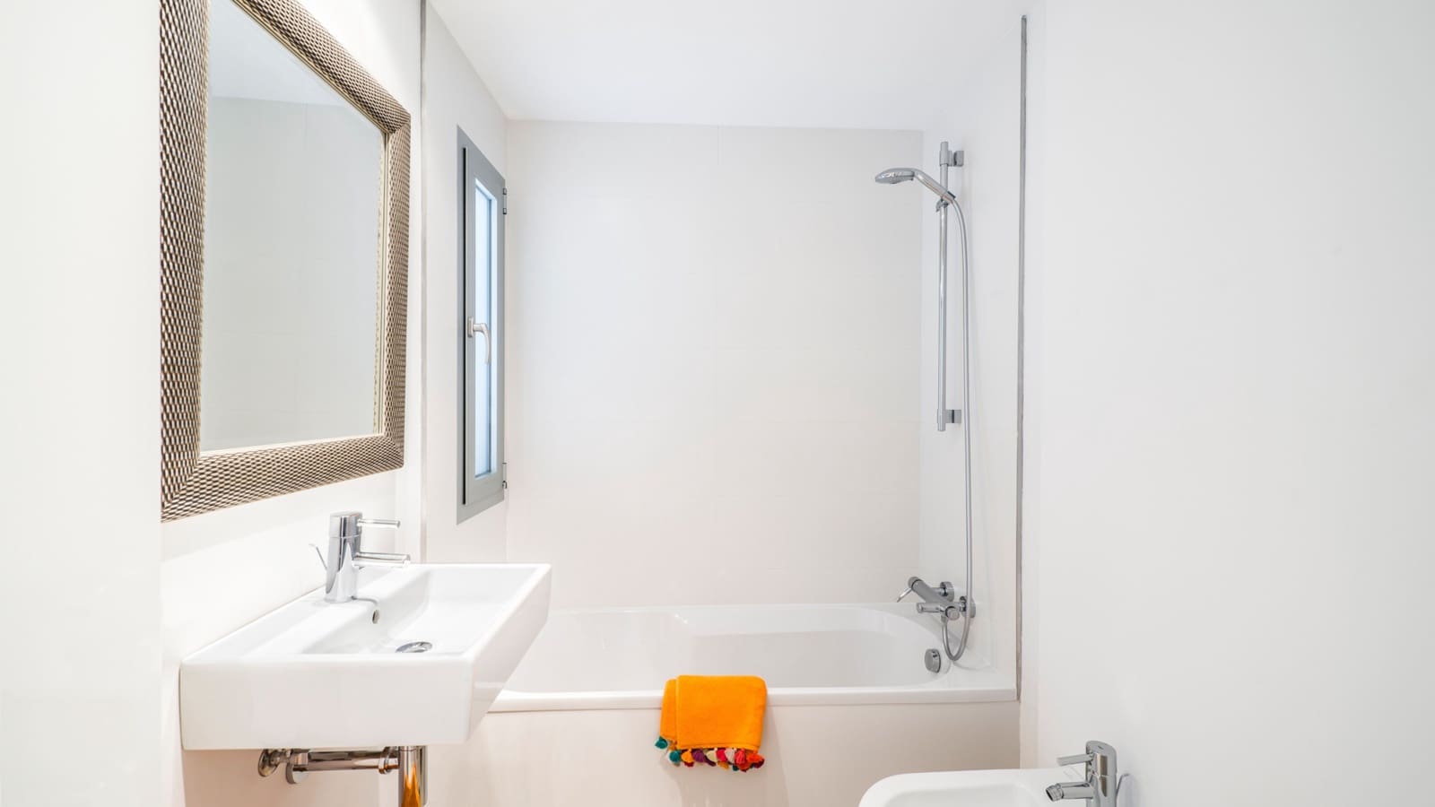2 slaapkamer Appartement te koop in Bendinat met zwembad garage - € 1.750.000 (Ref: 9941504)