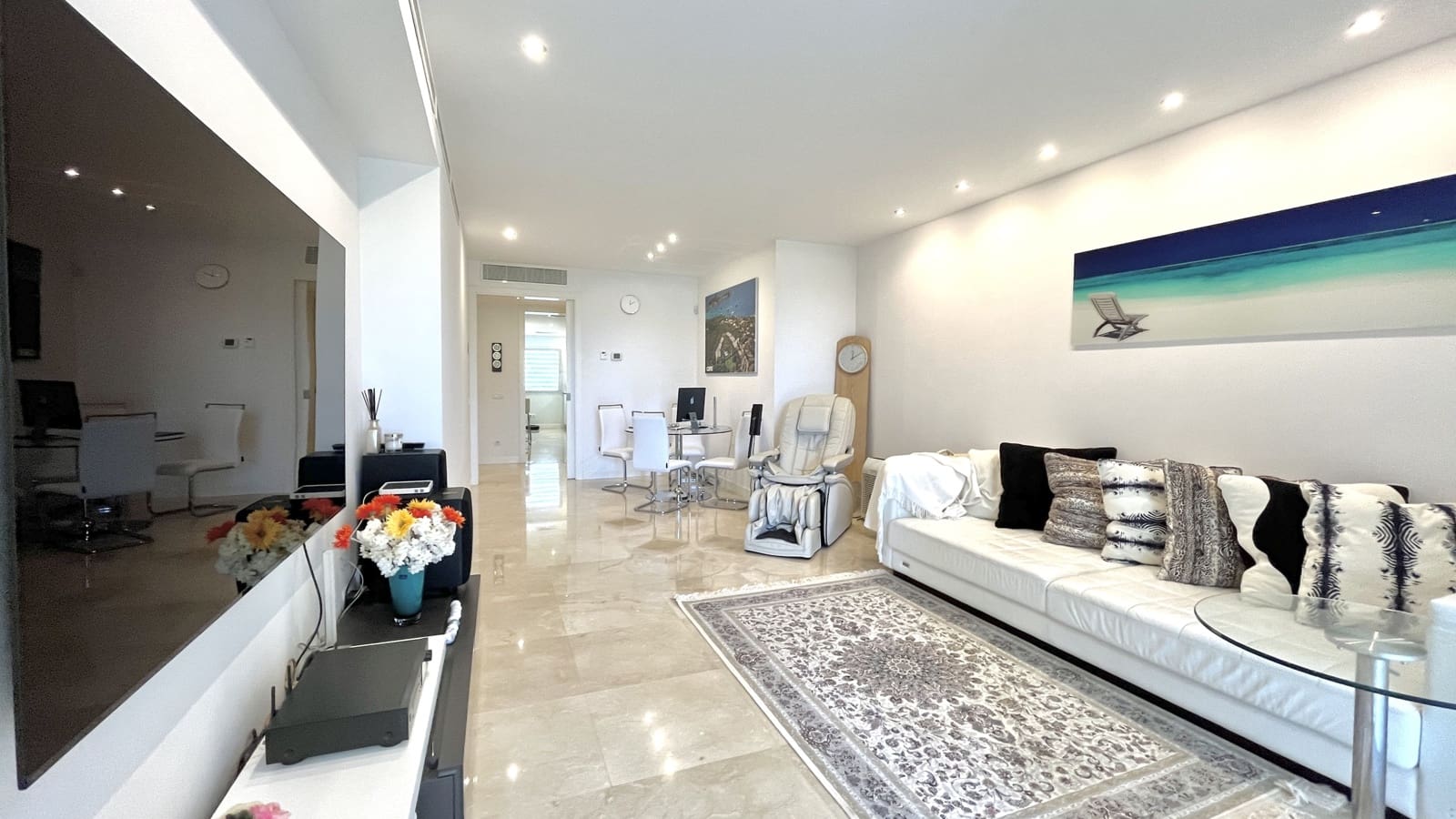 2 slaapkamer Appartement te koop in Bendinat met zwembad garage - € 1.750.000 (Ref: 9941504)
