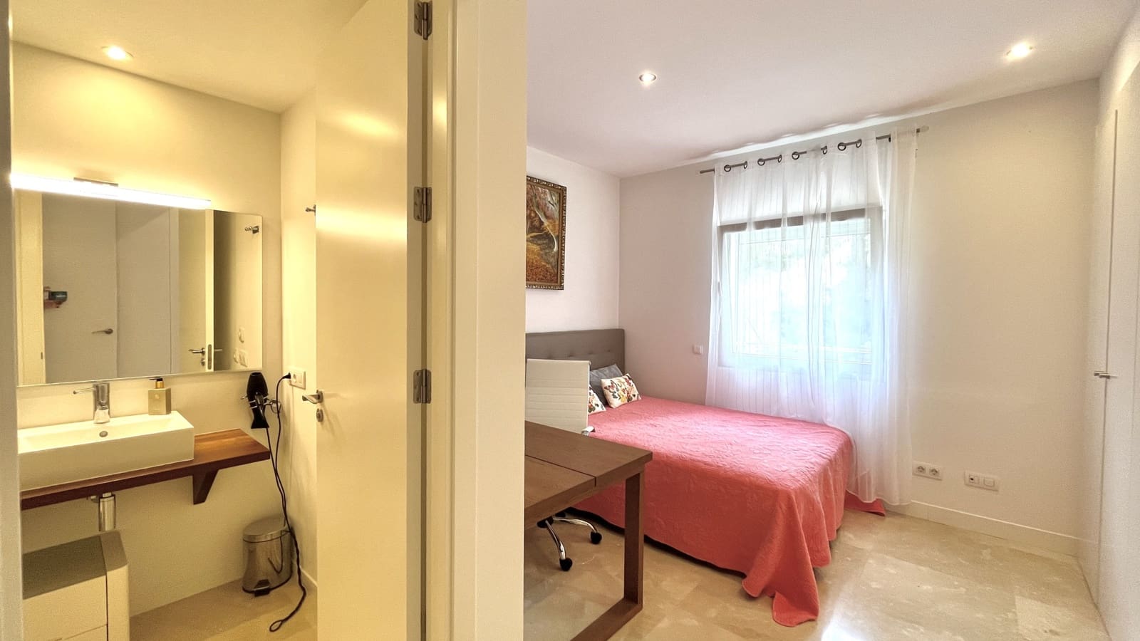 2 slaapkamer Appartement te koop in Bendinat met zwembad garage - € 1.750.000 (Ref: 9941504)