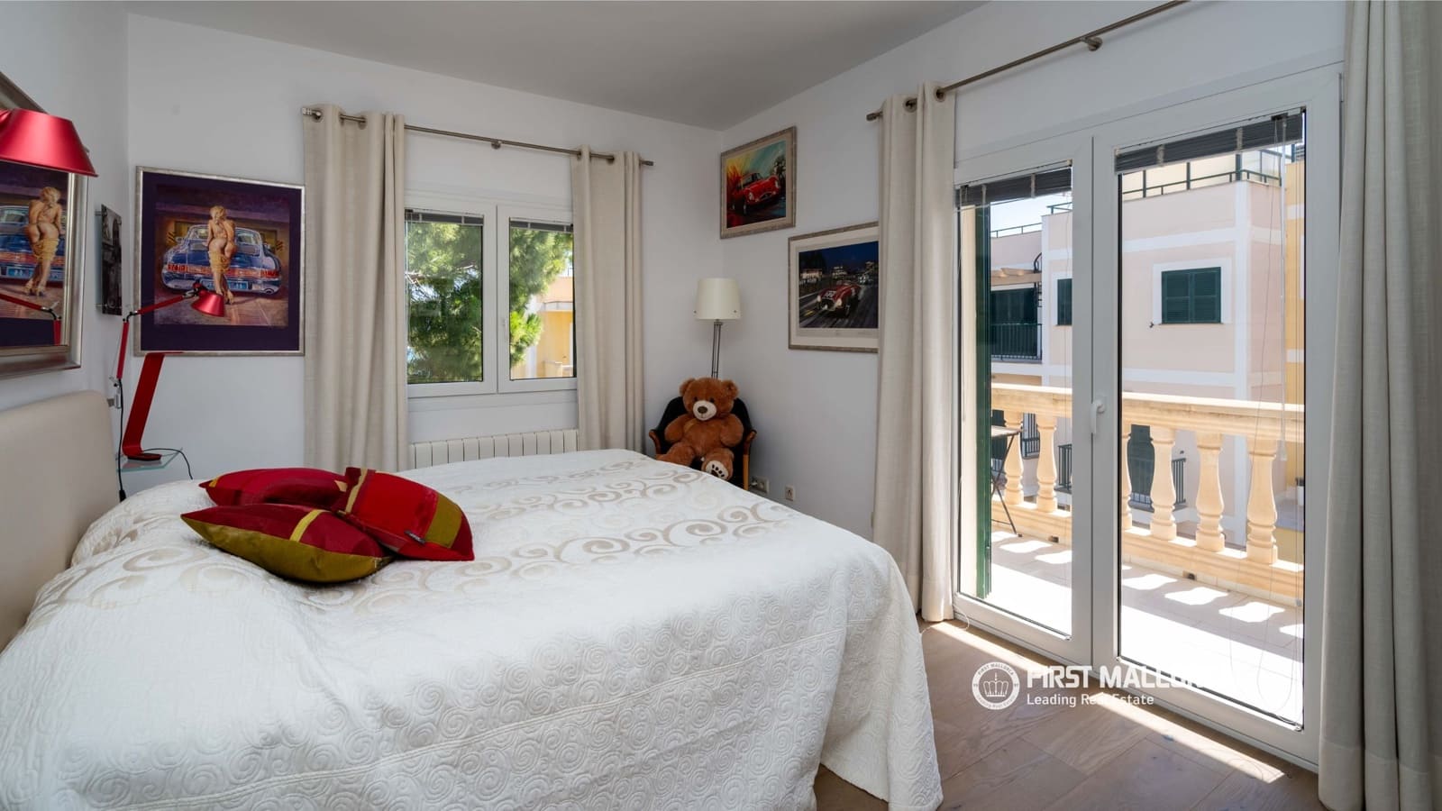 3 sypialnia Penthouse na sprzedaż w Portocolom z basenem garażem - 2 300 000 € (Ref: 9944916)