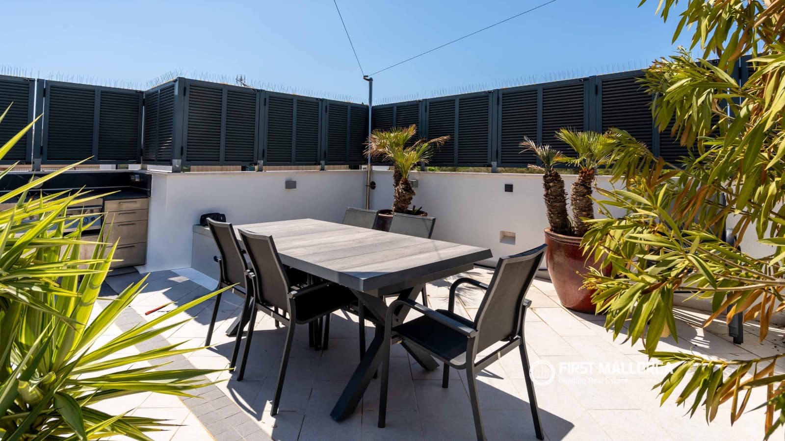 3 sypialnia Penthouse na sprzedaż w Portocolom z basenem garażem - 2 300 000 € (Ref: 9944916)