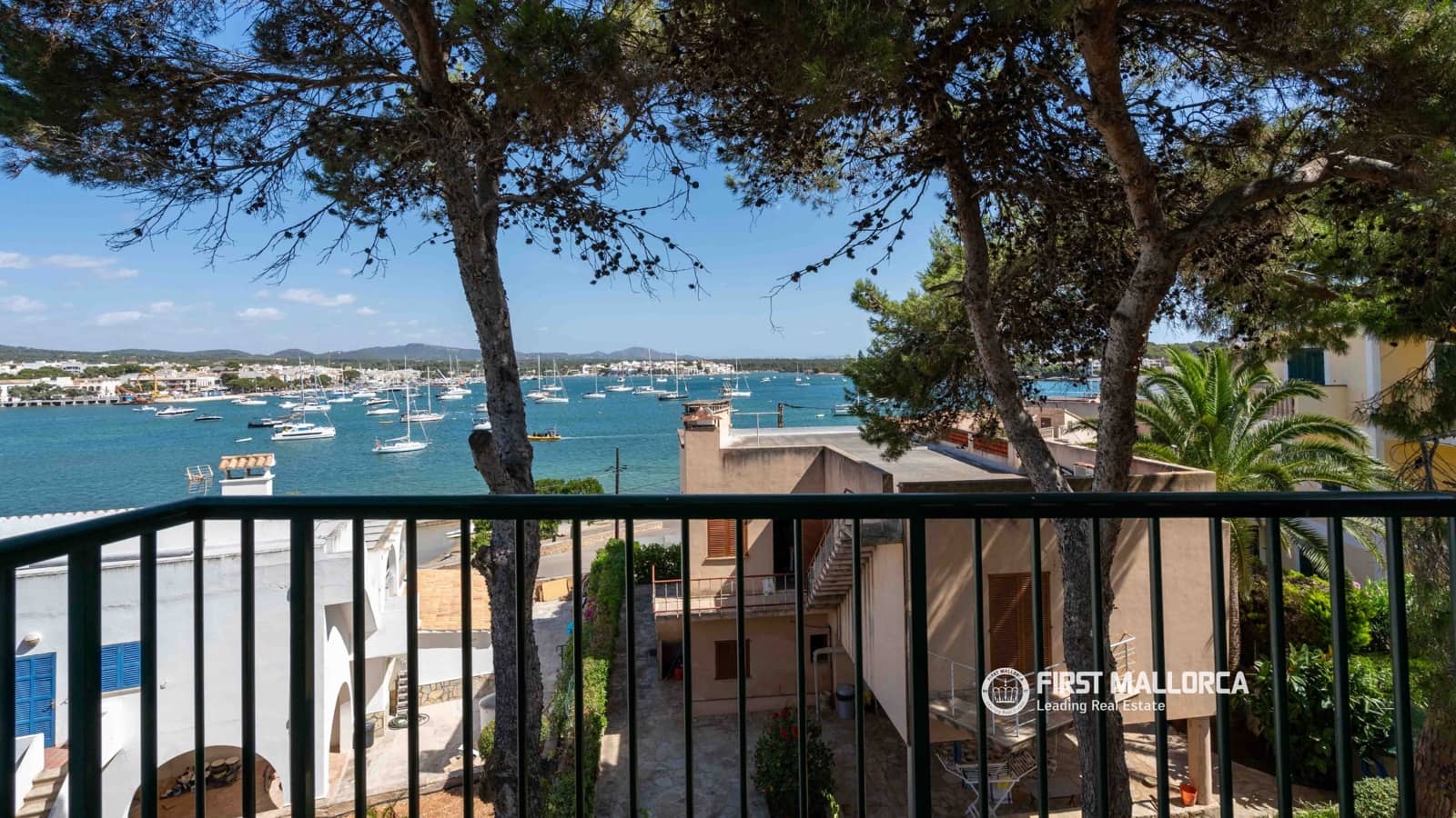 3 sypialnia Penthouse na sprzedaż w Portocolom z basenem garażem - 2 300 000 € (Ref: 9944916)
