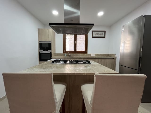 2 camera da letto Villetta a Schiera da affittare in María de la Salud / María de la Salut - 2.000 € (Rif: 9946783)