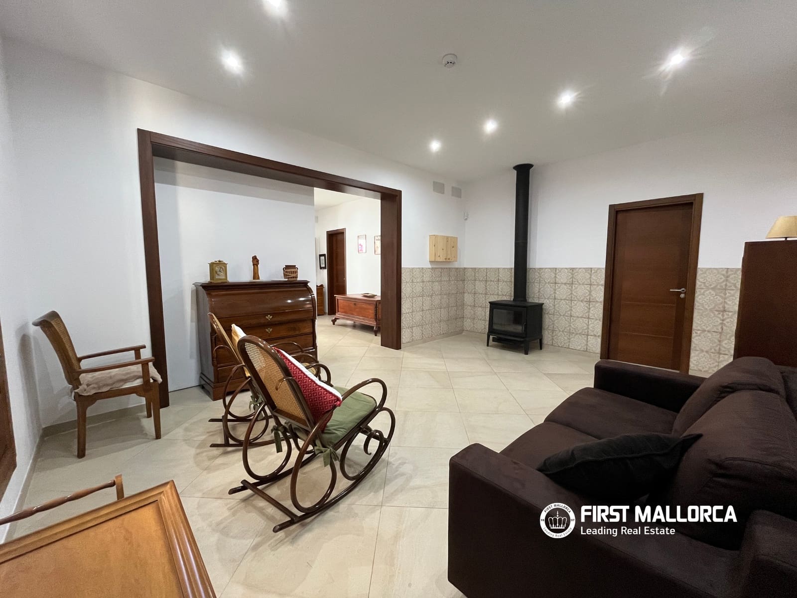 2 bedroom Terraced Villa for rent in Maria de la Salud / Maria de la Salut - € 2,000 (Ref: 9946783)