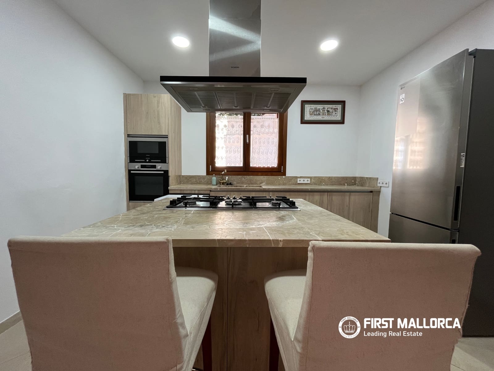 2 bedroom Terraced Villa for rent in Maria de la Salud / Maria de la Salut - € 2,000 (Ref: 9946783)