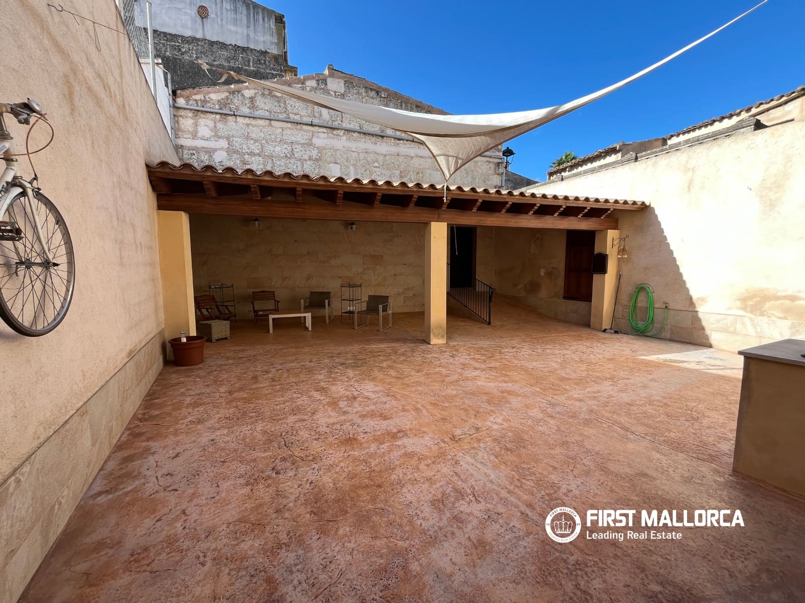 2 bedroom Terraced Villa for rent in Maria de la Salud / Maria de la Salut - € 2,000 (Ref: 9946783)