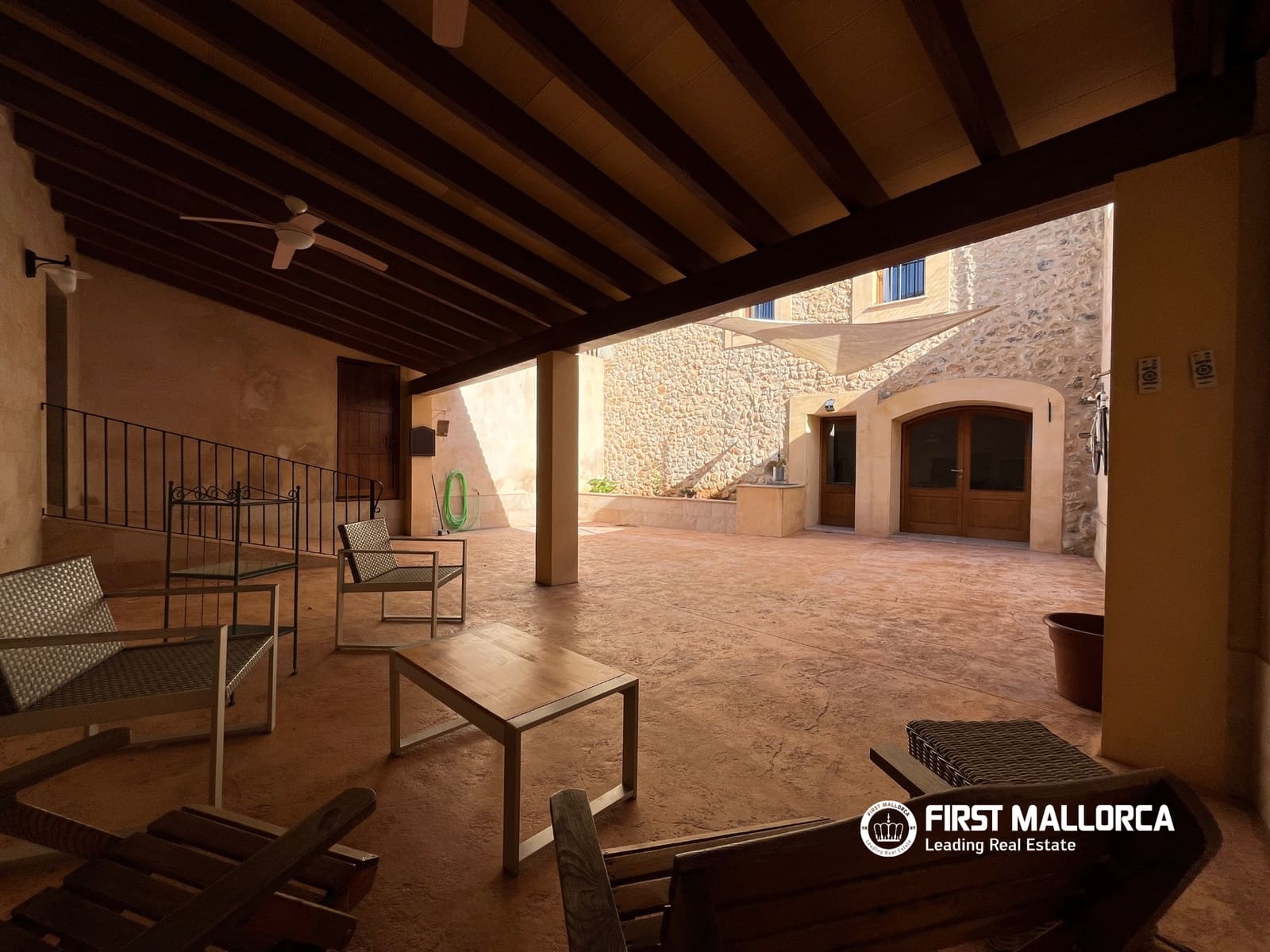 2 bedroom Terraced Villa for rent in Maria de la Salud / Maria de la Salut - € 2,000 (Ref: 9946783)