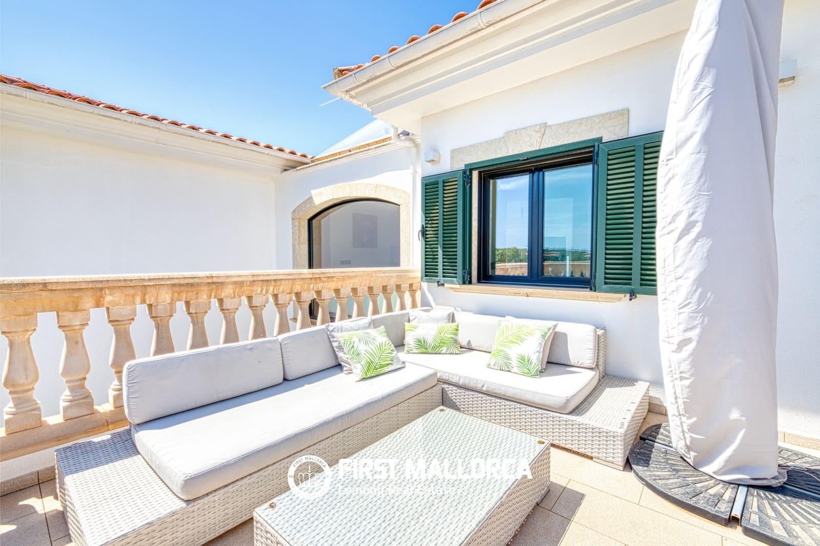 5 bedroom Villa for rent in Cala Vinyes / Cala Vinyas / Cala Vinas - € 10,000 (Ref: 9948886)