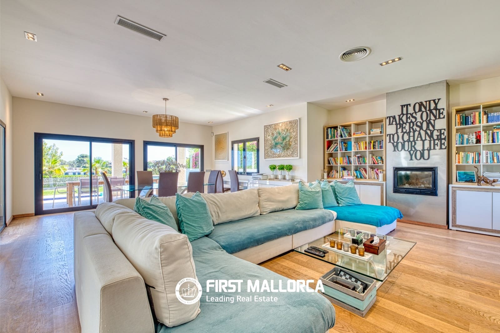 5 bedroom Villa for rent in Cala Vinyes / Cala Vinyas / Cala Vinas - € 10,000 (Ref: 9948886)