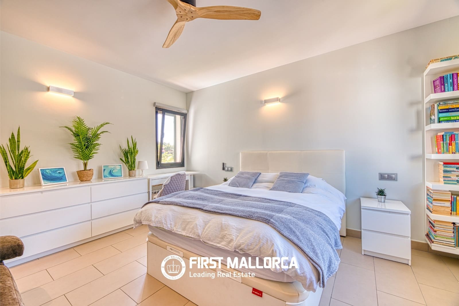 5 bedroom Villa for rent in Cala Vinyes / Cala Vinyas / Cala Vinas - € 10,000 (Ref: 9948886)