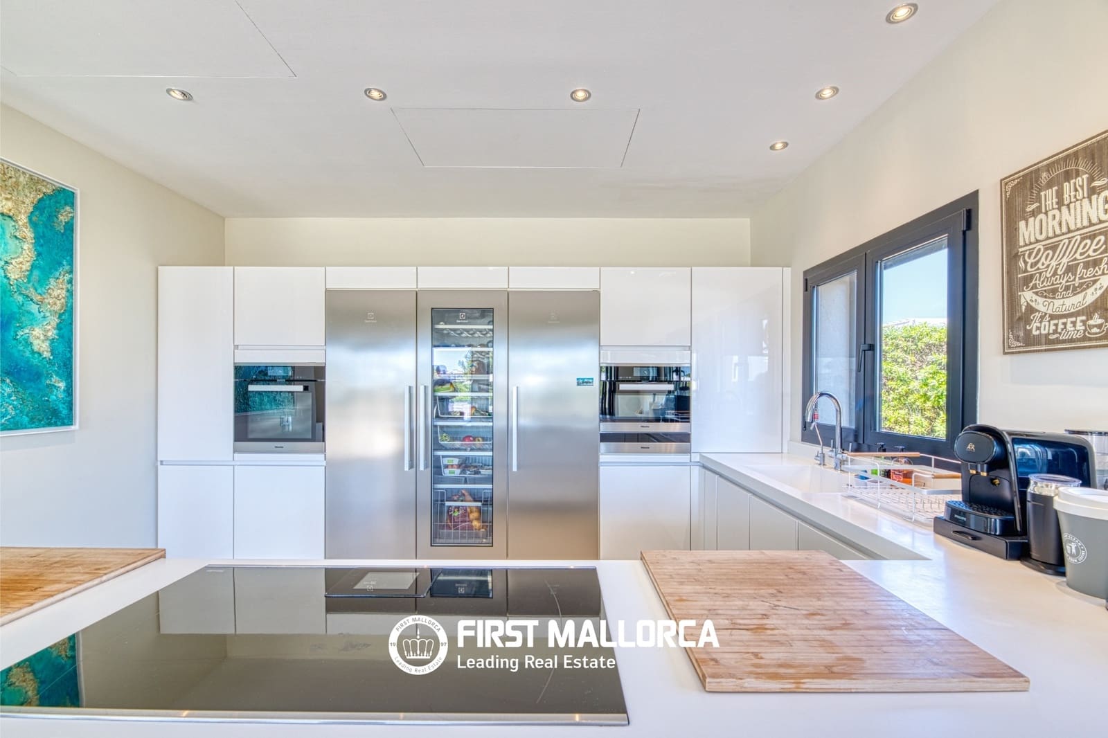5 bedroom Villa for rent in Cala Vinyes / Cala Vinyas / Cala Vinas - € 10,000 (Ref: 9948886)