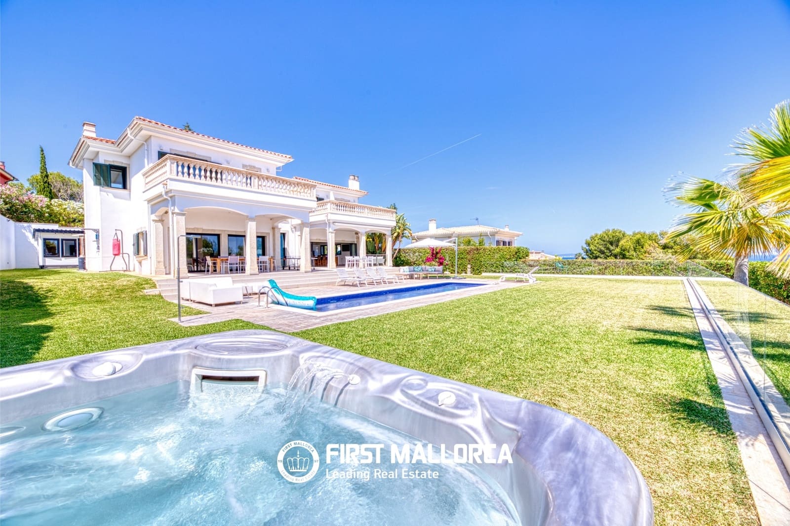 5 bedroom Villa for rent in Cala Vinyes / Cala Vinyas / Cala Vinas - € 10,000 (Ref: 9948886)