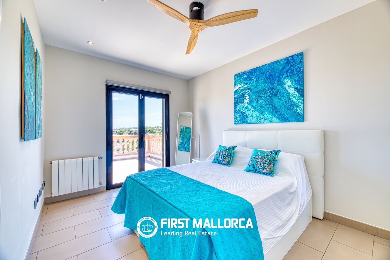 5 bedroom Villa for rent in Cala Vinyes / Cala Vinyas / Cala Vinas - € 10,000 (Ref: 9948886)