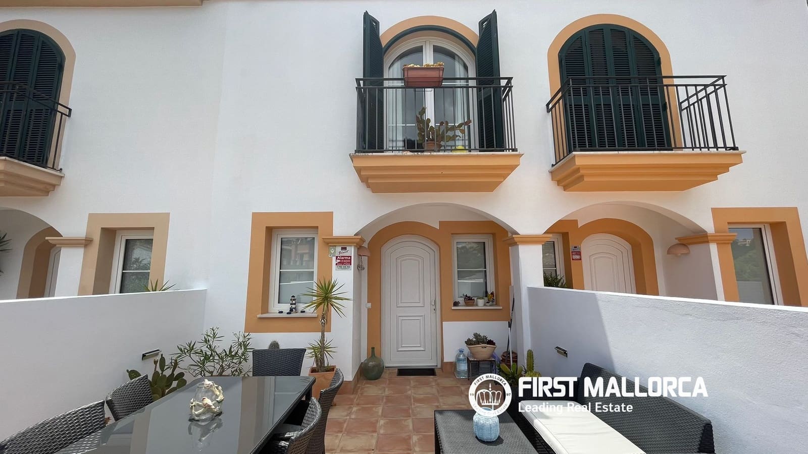 2 sypialnia Dom do wynajęcia w Es Camp De Mar / El Camp De Mar z garażem - 3 000 € (Ref: 9950677)