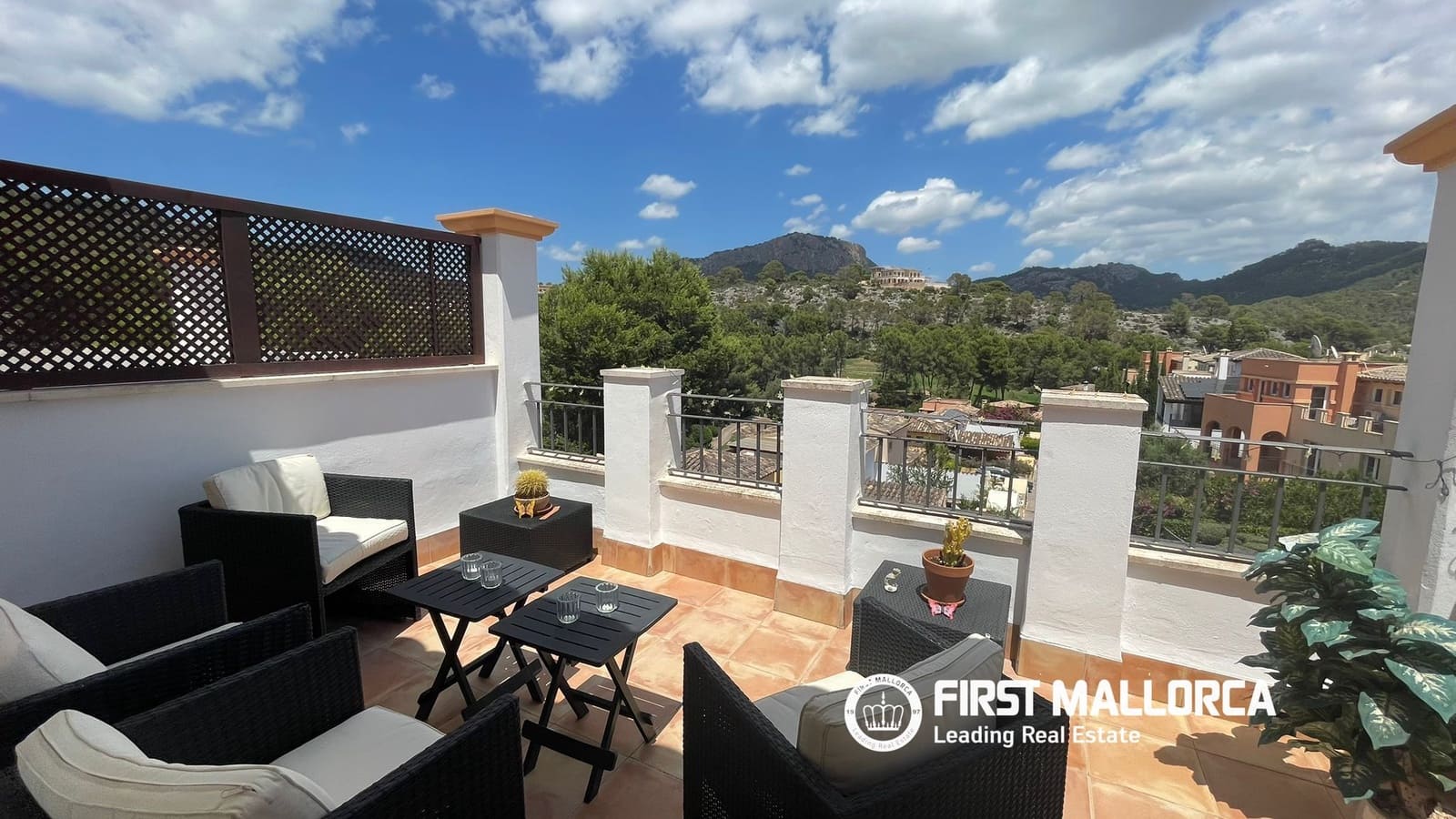 2 sypialnia Dom do wynajęcia w Es Camp De Mar / El Camp De Mar z garażem - 3 000 € (Ref: 9950677)