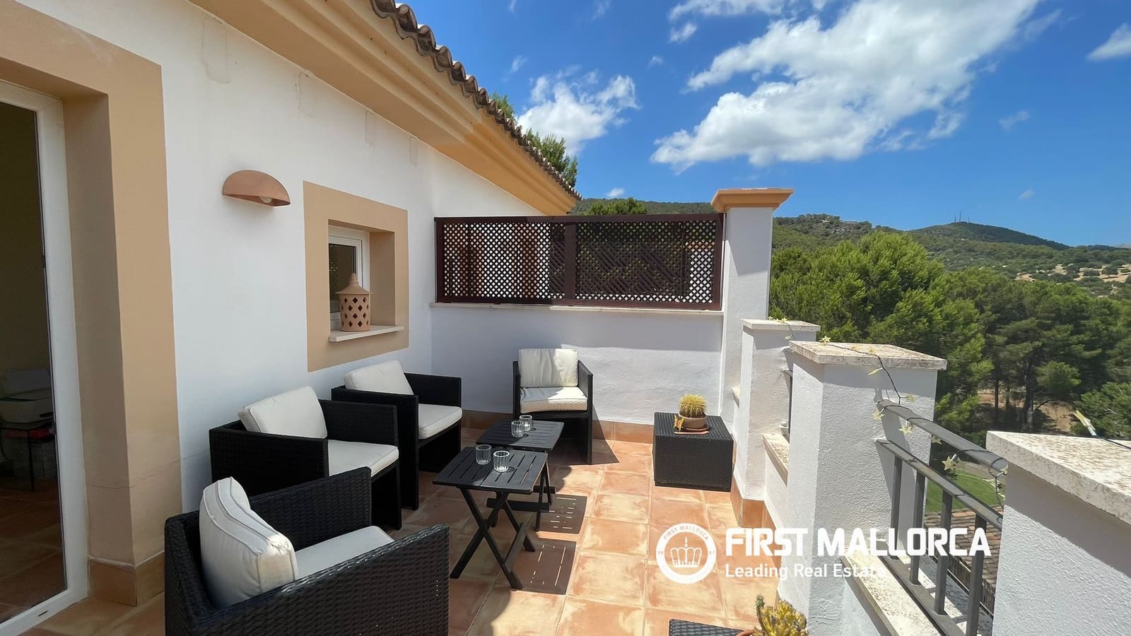 2 sypialnia Dom do wynajęcia w Es Camp De Mar / El Camp De Mar z garażem - 3 000 € (Ref: 9950677)