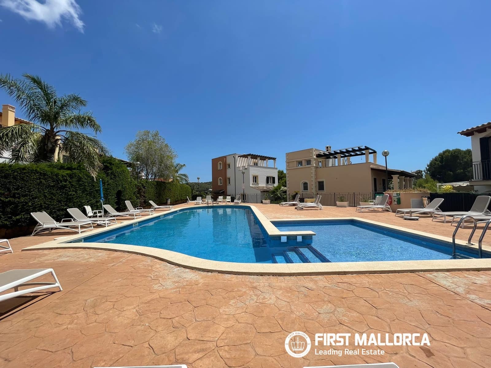 2 sypialnia Dom do wynajęcia w Es Camp De Mar / El Camp De Mar z garażem - 3 000 € (Ref: 9950677)