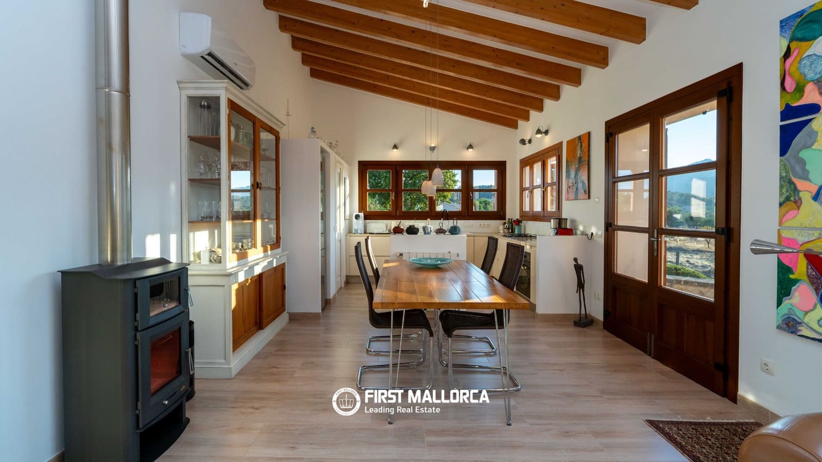 3 sypialnia Finka/Dom wiejski na sprzedaż w Moscari z basenem garażem - 2 900 000 € (Ref: 9950678)
